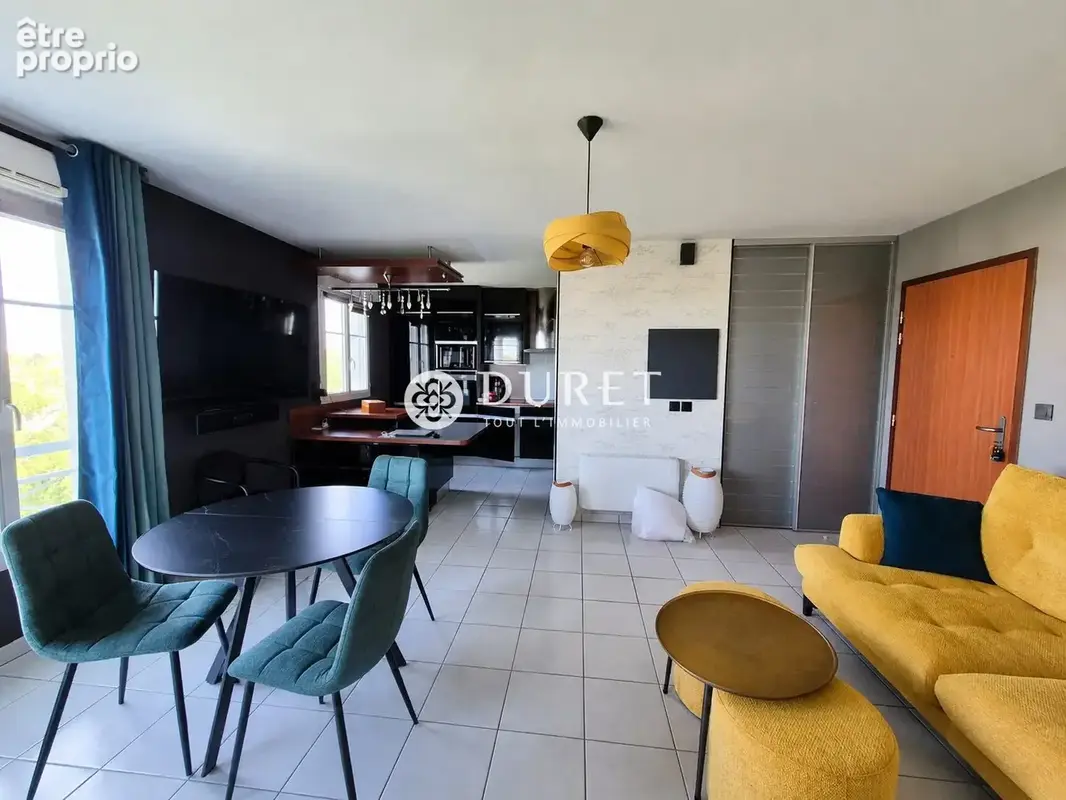 Appartement 59 m² à Saint-Gilles-Croix-De-Vie  - photo 5