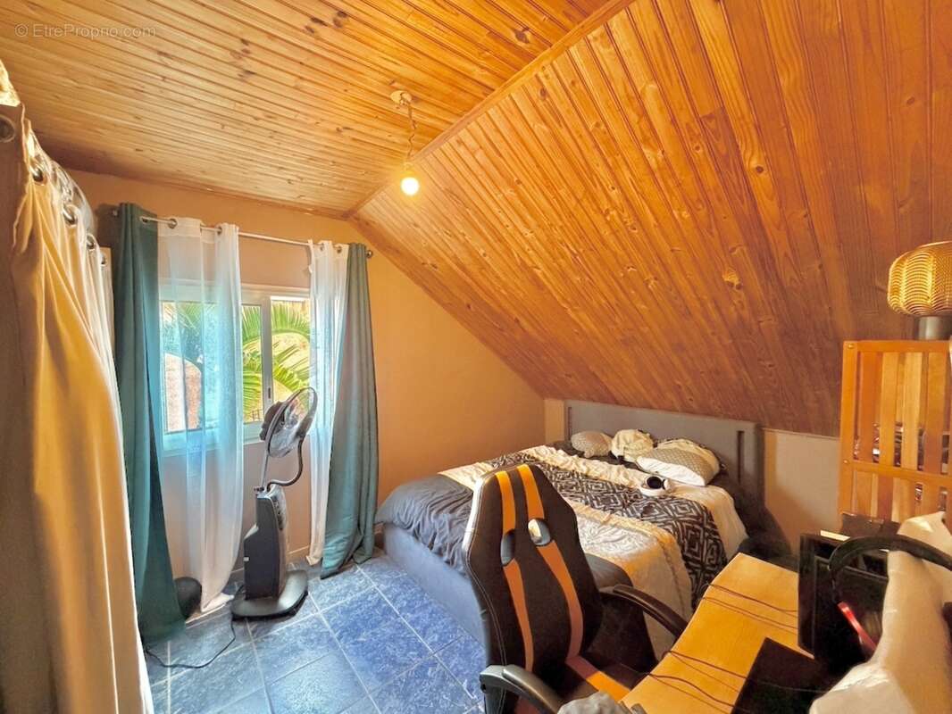 Maison T3 à vendre – La Rivière Saint-Louis (97421) – Duplex avec varangue – Idéal premier achat ou investissement - photo 6
