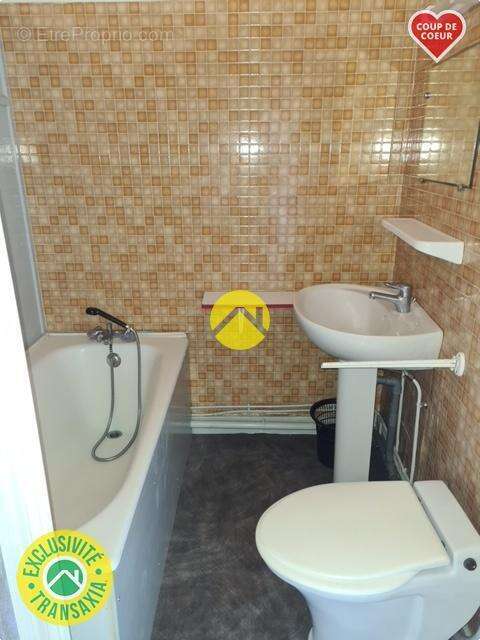 Appartement à PEYRAT-LE-CHATEAU