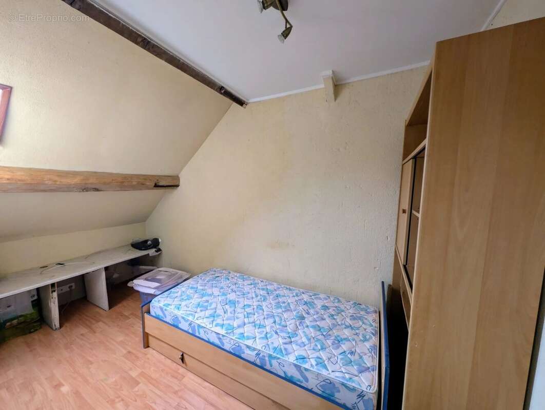 Maison à NEUILLY-SAINT-FRONT