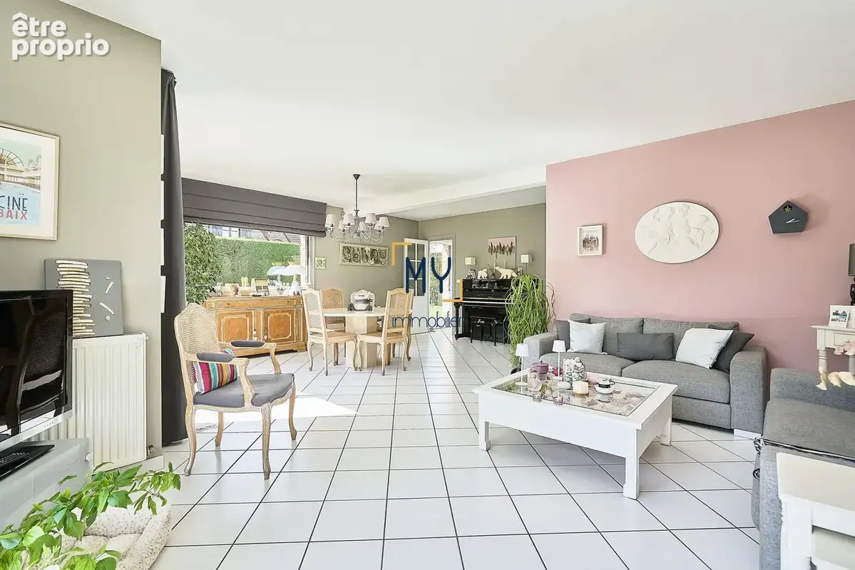 Maison 5 pièces 130 m² à vendre à Hem (59510) - photo 4