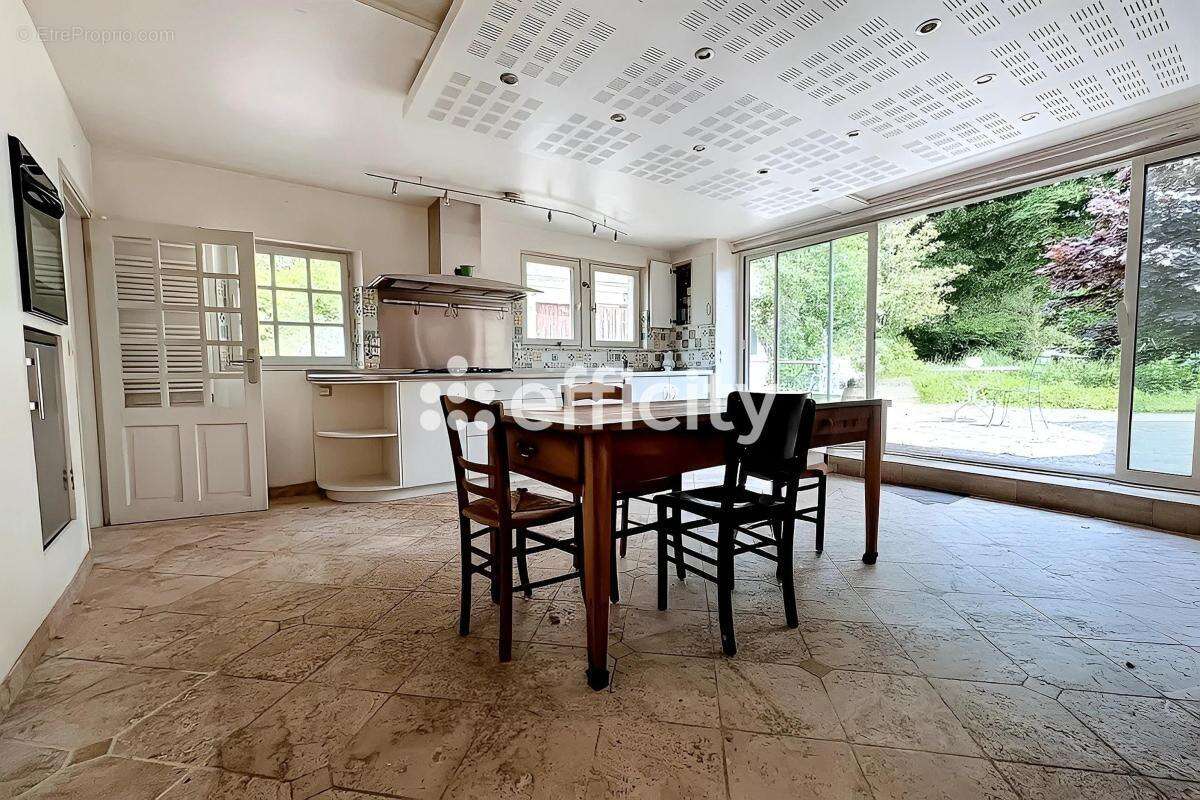 Maison à CORMEILLES-EN-VEXIN