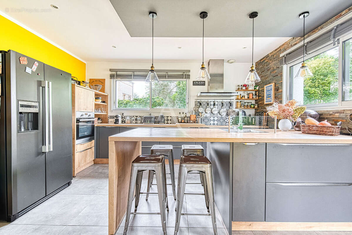 Maison à BEAULIEU-SUR-LAYON