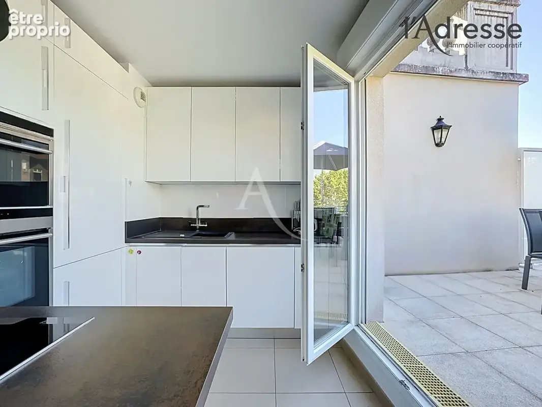 PUTEAUX/ République - Appartement 3 pièces 62 m² - 1 Terrasse 16m²  - 1 Cave - photo 2