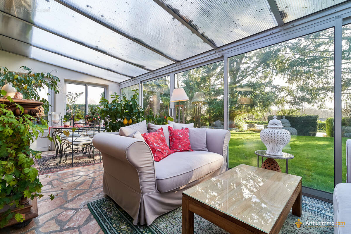 Maison à NEUILLY-SAINT-FRONT