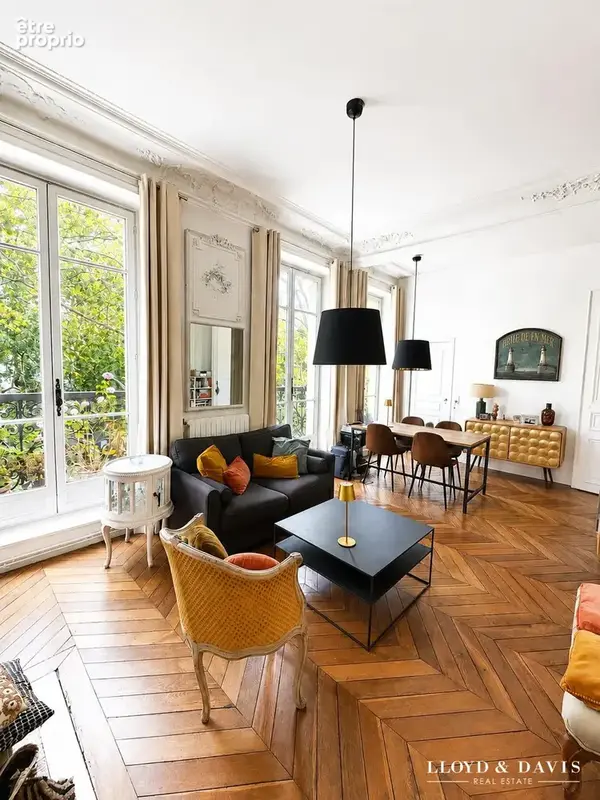 Appartement à PARIS-10E