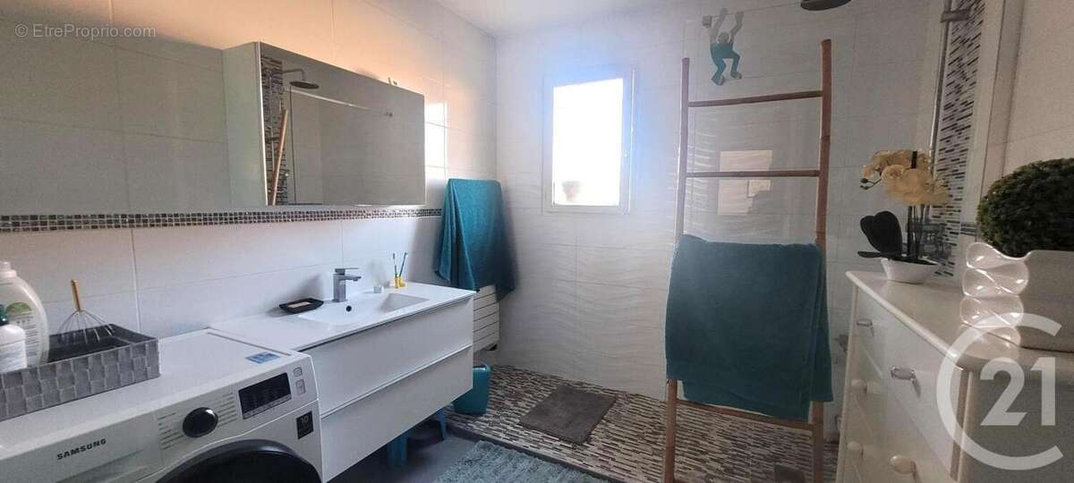 Maison à VILLENEUVE-LES-MAGUELONE