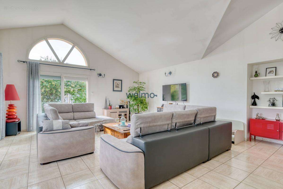 Maison à BEAUREPAIRE