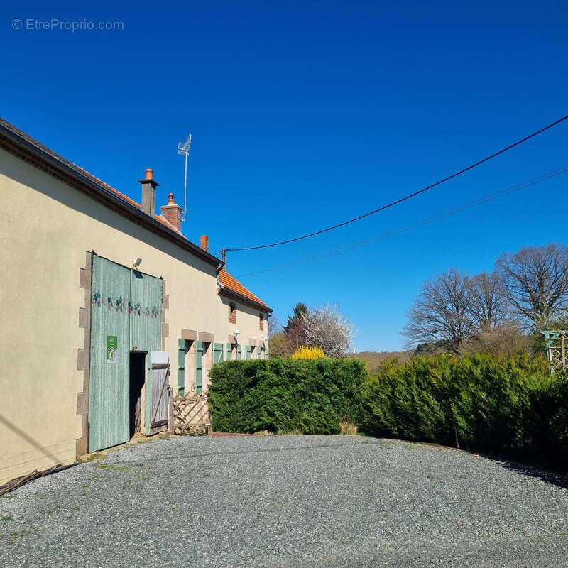 Longère Creusoise rénovée ! - photo 16
