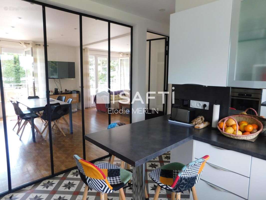 Maison 198 m² à Saint-Pierre-Les-Nemours  - photo 6