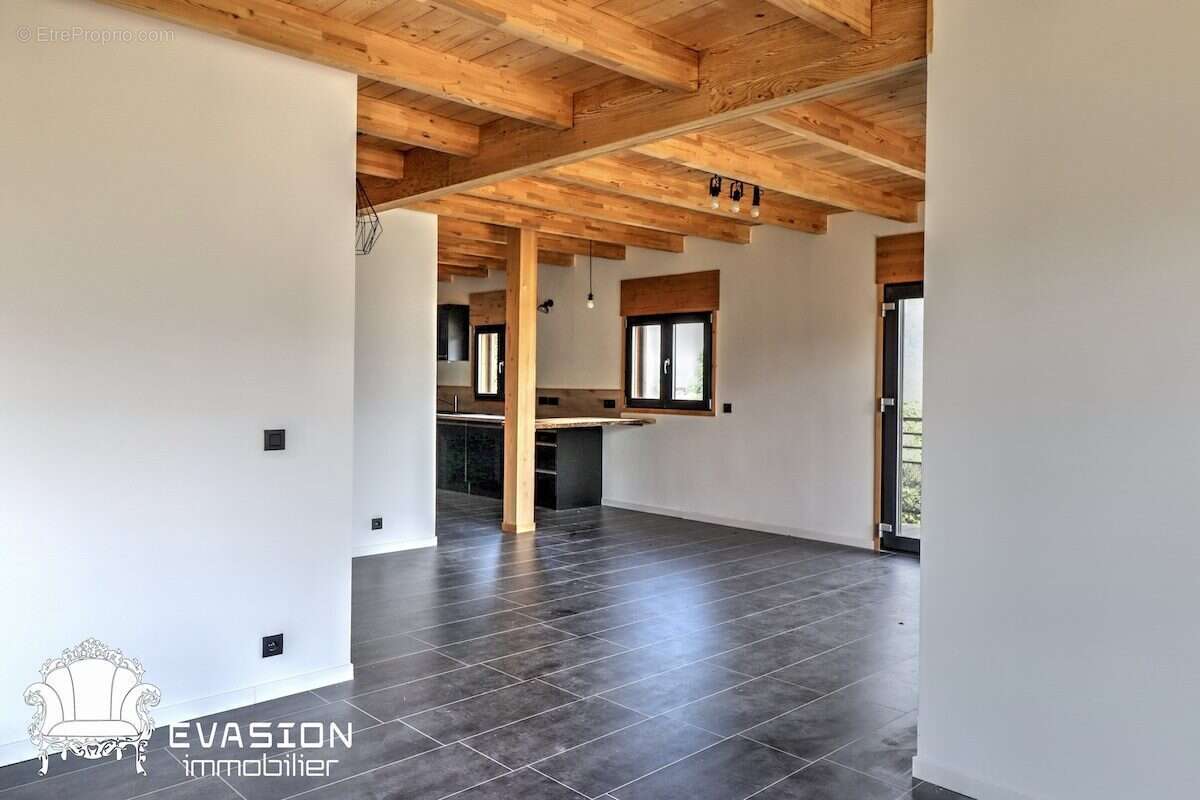 Maison à SALLANCHES