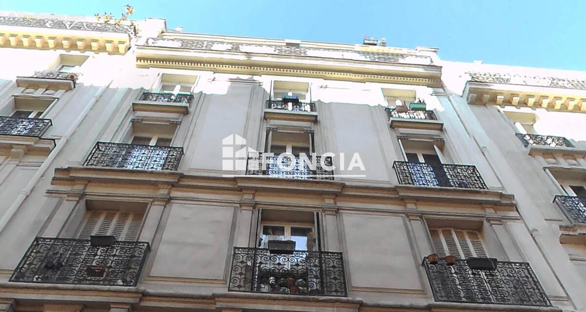 Appartement à PARIS-18E