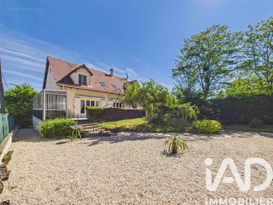 Photo 1 - Maison à VILLEMARECHAL