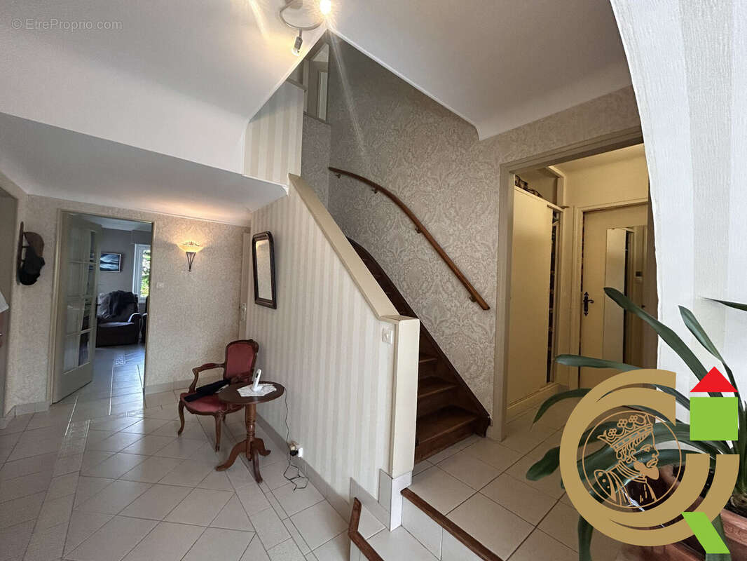 Maison 360 m² à Auxi-Le-Chateau  - photo 2
