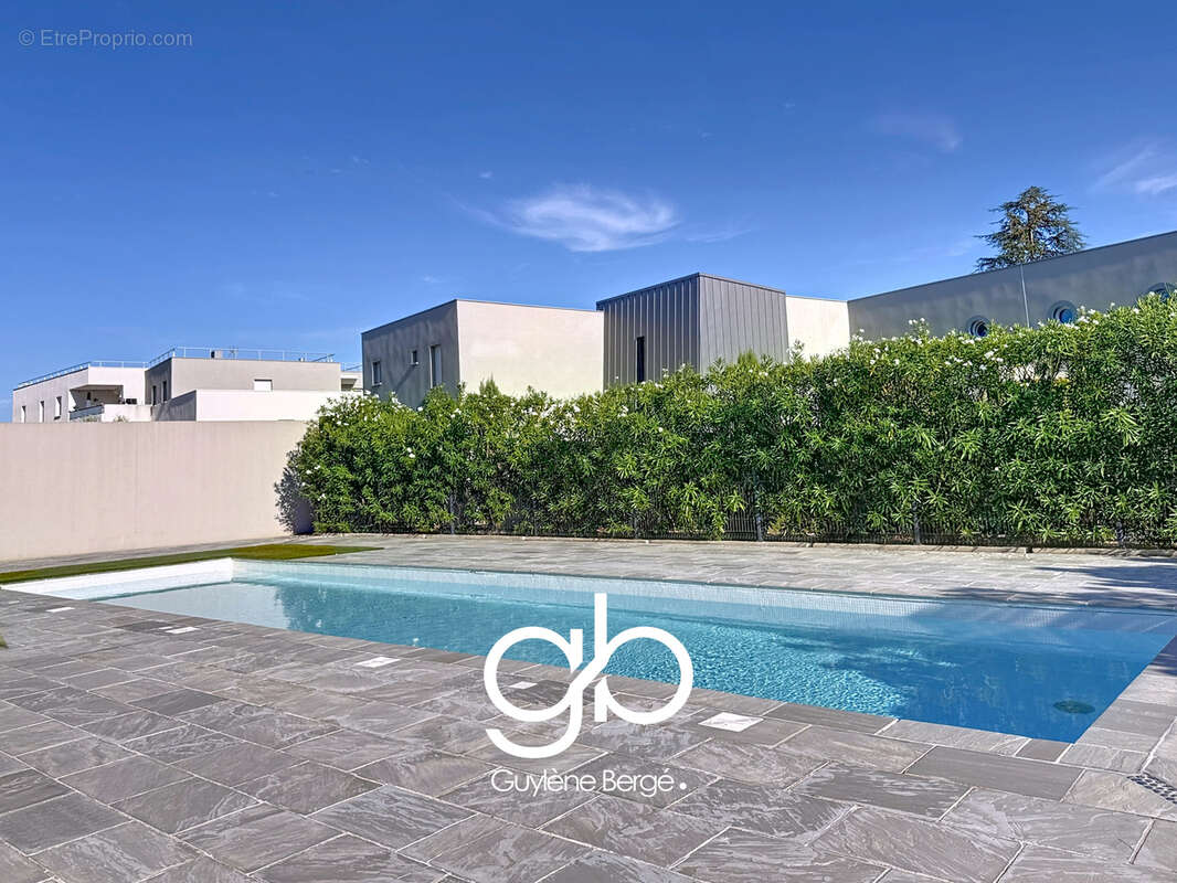 Appartement à LATTES