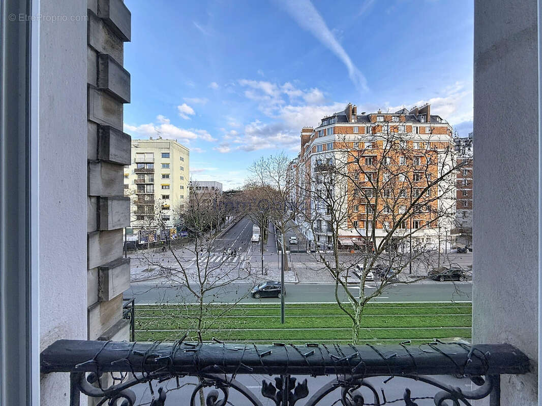 Appartement à PARIS-12E