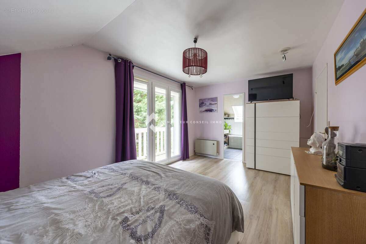 Maison 175 m² à Boissise-Le-Roi  - photo 7