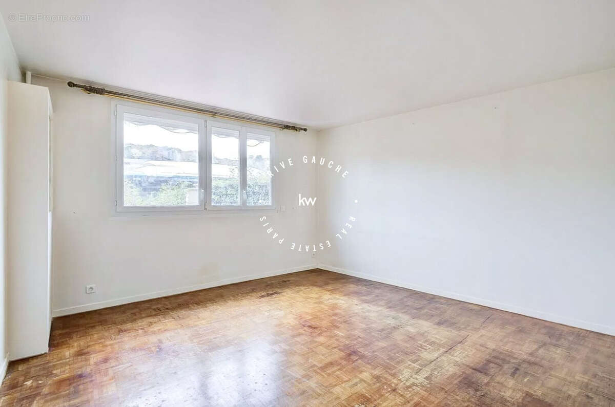Séjour lumineux sud-ouest - Appartement à CLAMART