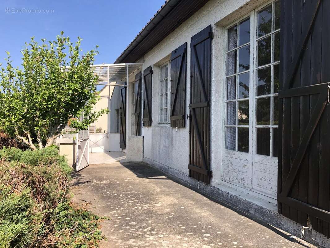 Maison à BRANNAY