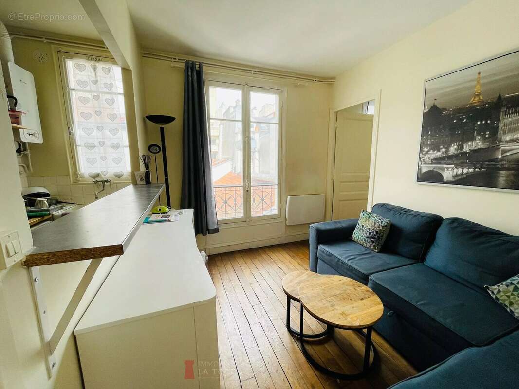 Appartement à PARIS-16E