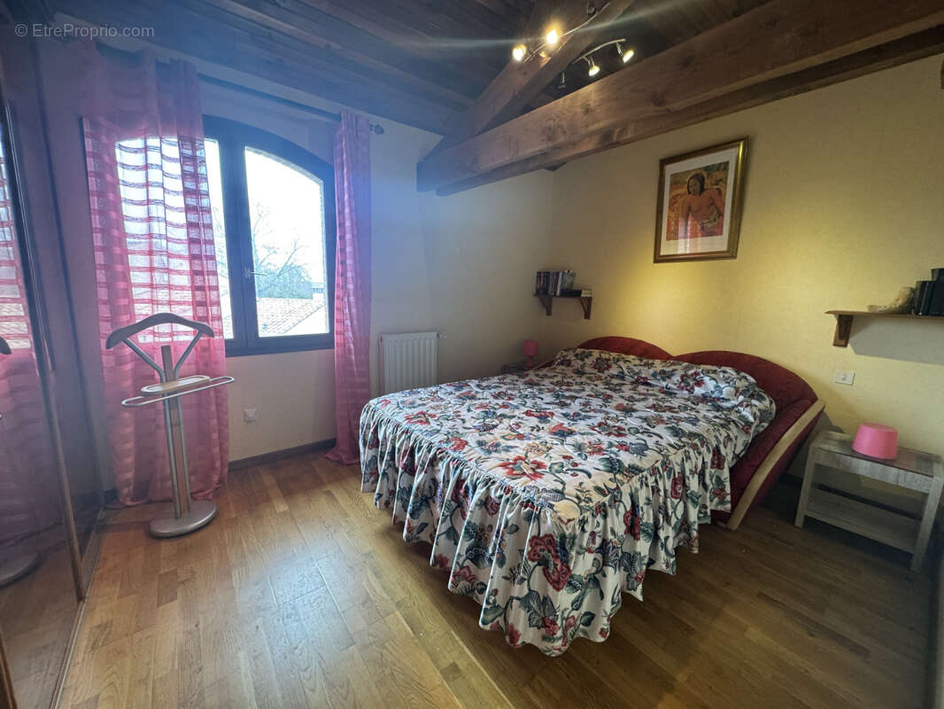 Maison à LAPEYROUSE-FOSSAT