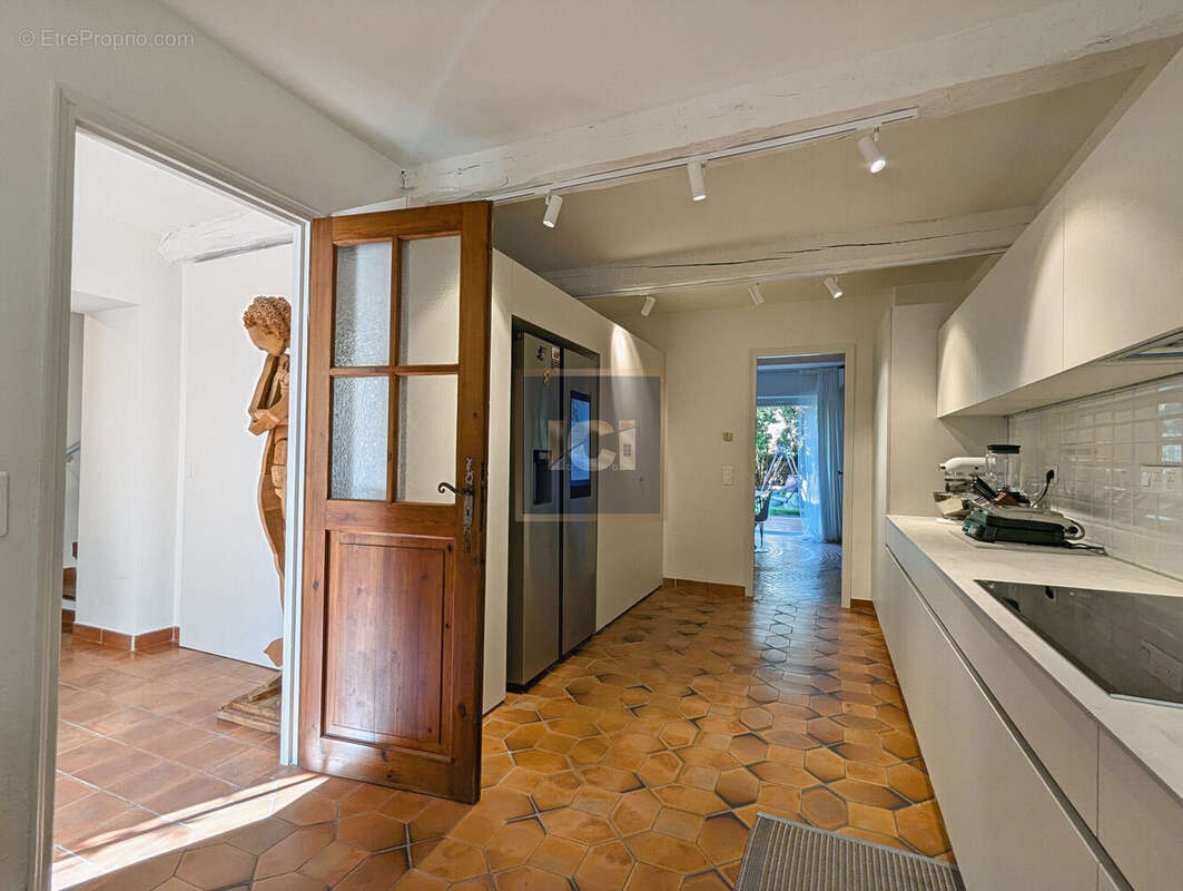 Maison à PLAN-DE-LA-TOUR