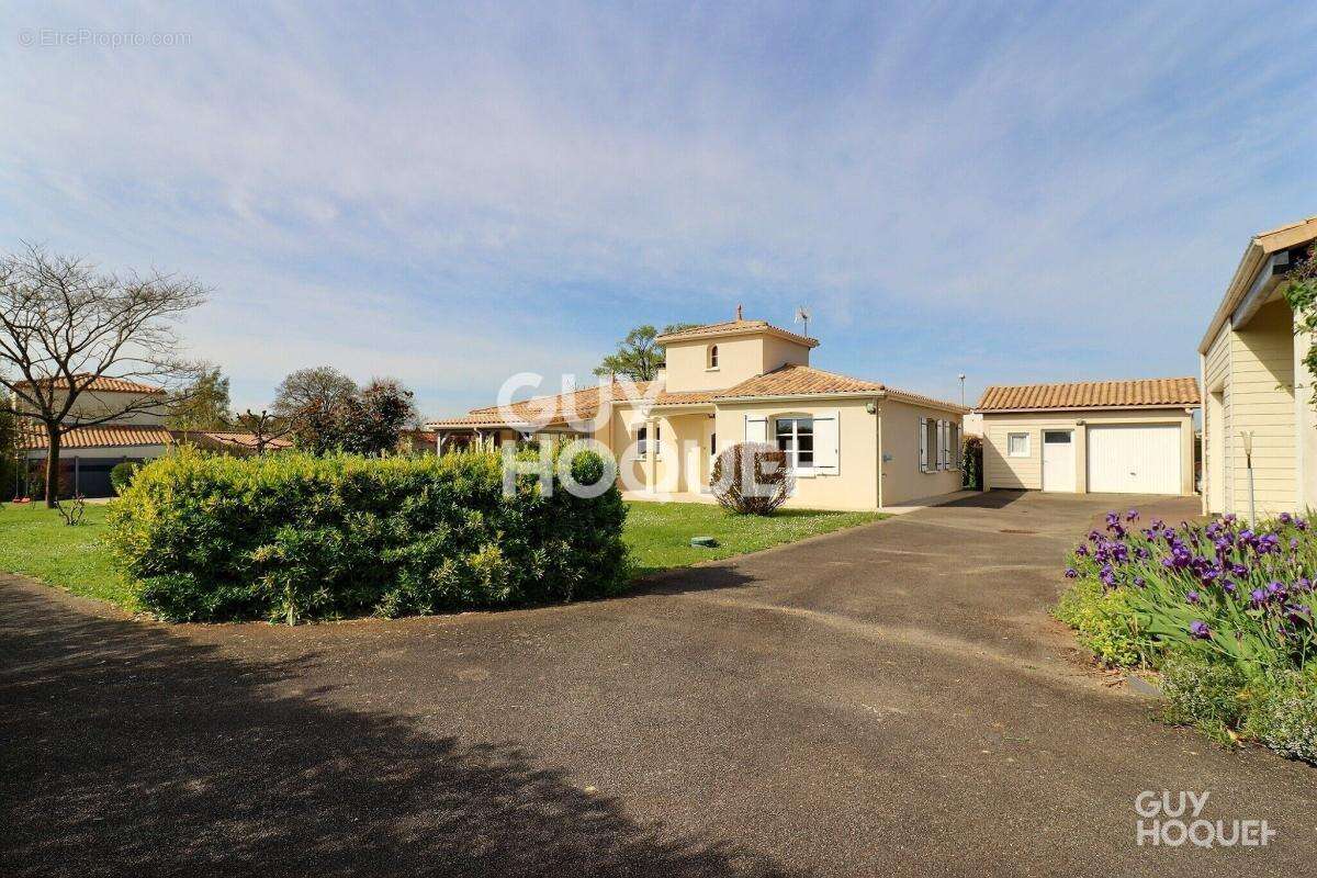 Maison à SAINT-MARD