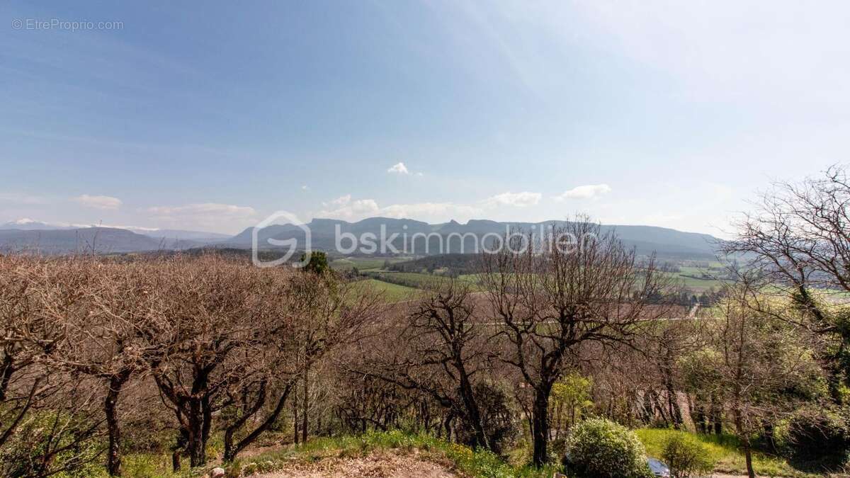 Maison à MONTELIMAR