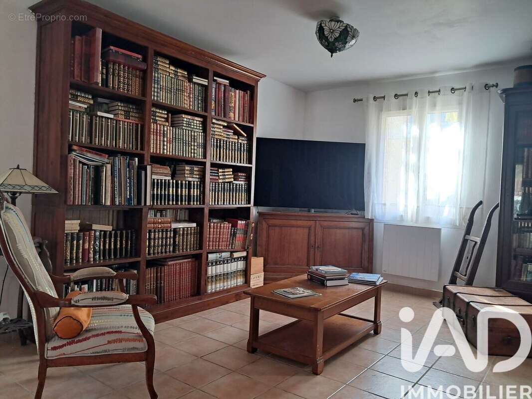 Photo 5