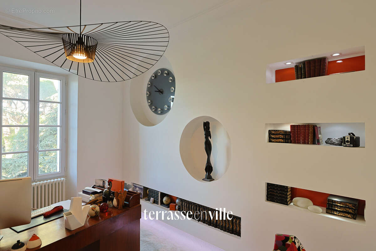 Appartement à LA CRAU