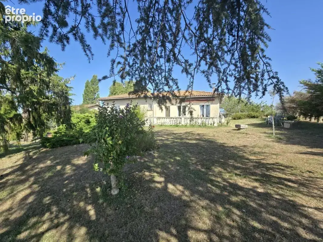 Maison à SAINT-GENES-DE-BLAYE