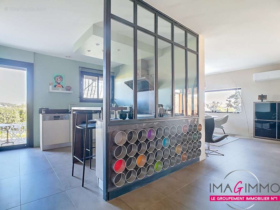 Maison à VAILHAUQUES