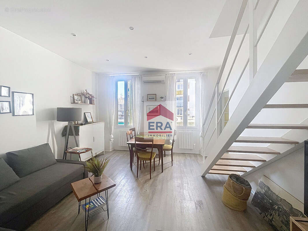 Appartement à MARSEILLE-4E