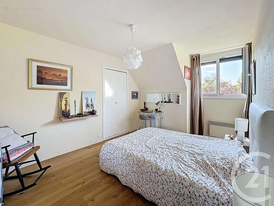 Maison à HAUTEVILLE-LES-DIJON