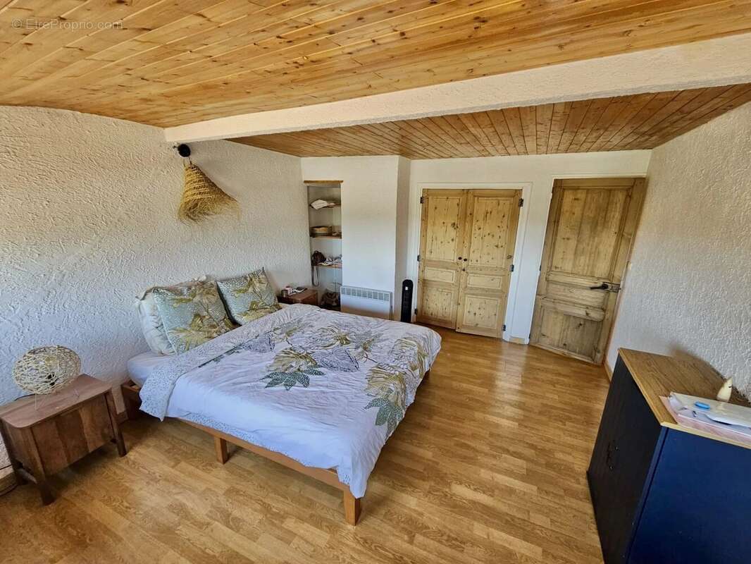 Maison à GATTIERES