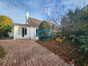 Maison à CHENNEVIERES-SUR-MARNE