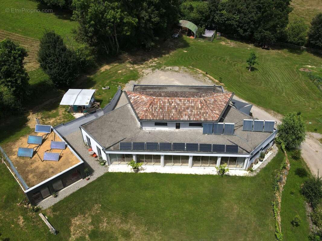 Maison à ENCAUSSE-LES-THERMES
