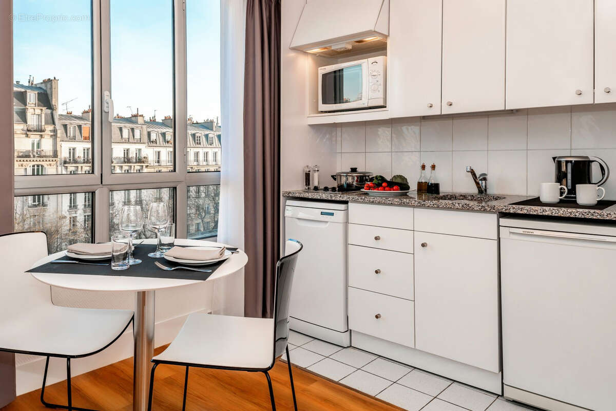 Appartement à PARIS-11E