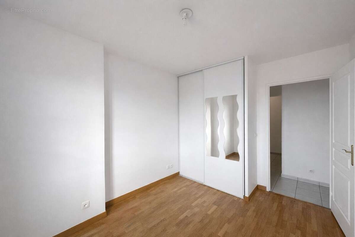 Appartement à CHENNEVIERES-SUR-MARNE