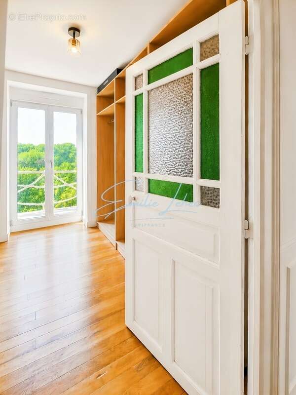Melgven – Propriété de caractère de 197 m² avec dépendances en pierre sur plus de 8 600 m² de terrain - photo 10