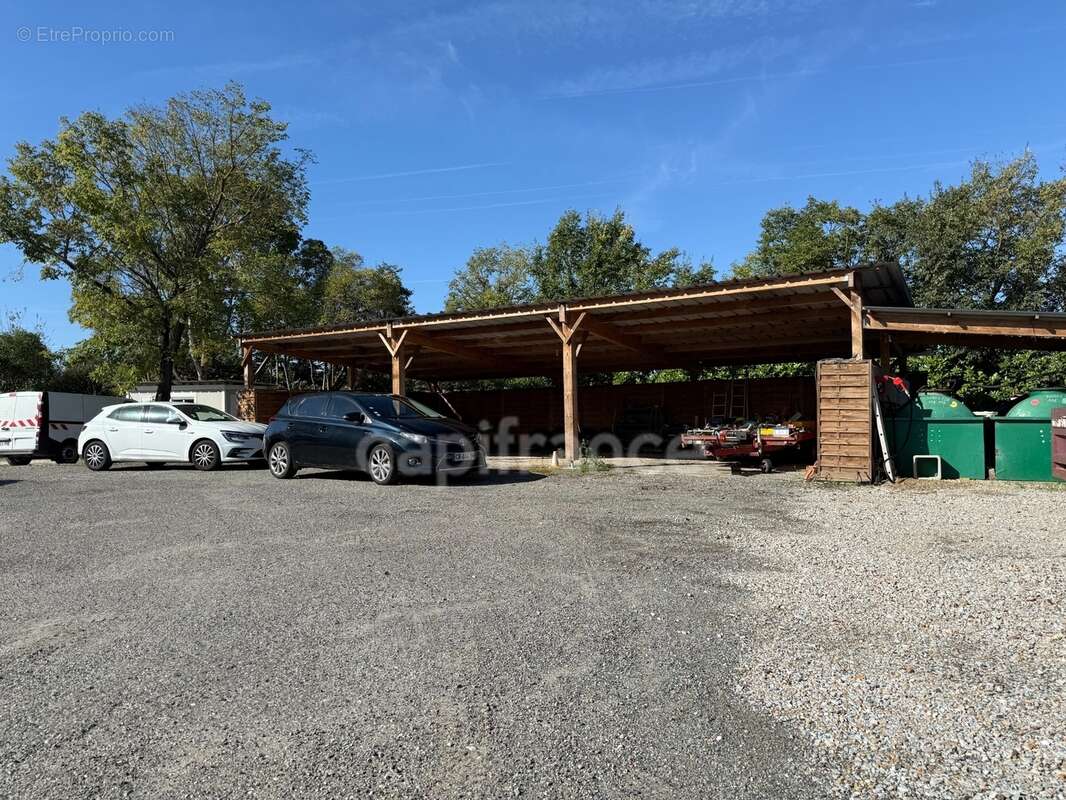 Propriété d'exception – 2 logements, piscine, hangars, idéal activité professionnelle - photo 25