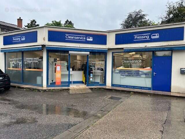 Autre à CALUIRE-ET-CUIRE