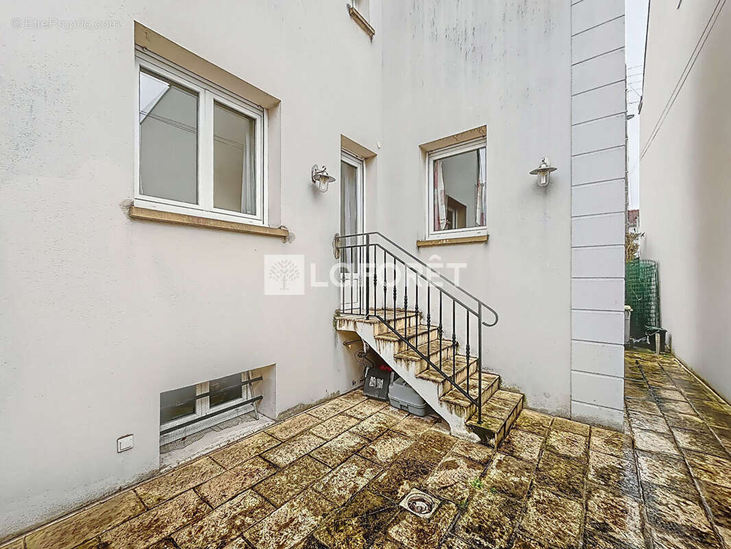 Maison à CARRIERES-SUR-SEINE