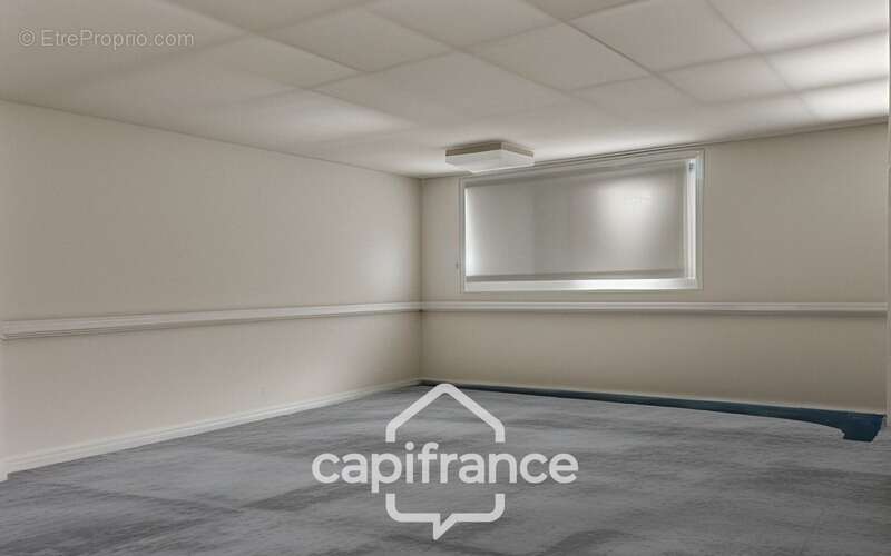 Commerce à FRESSENNEVILLE