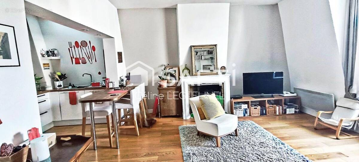 Photo 1 - Appartement à CLAMART
