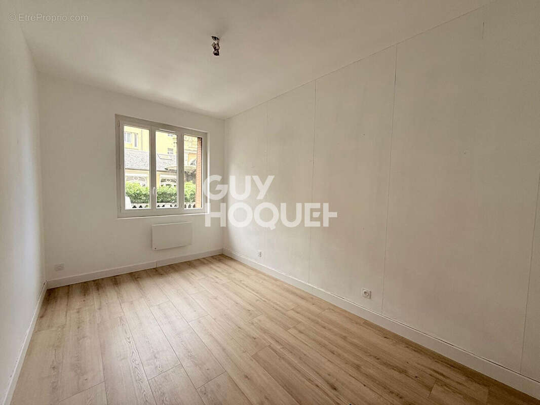 Appartement à AIX-LES-BAINS