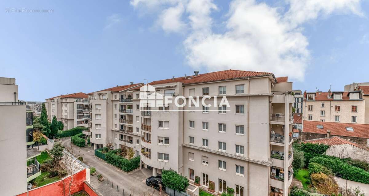 Appartement à VILLEURBANNE