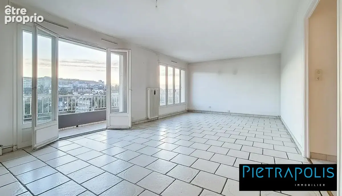 Appartement 4 pièces 96 m² à vendre à Bron (69500) - photo 3