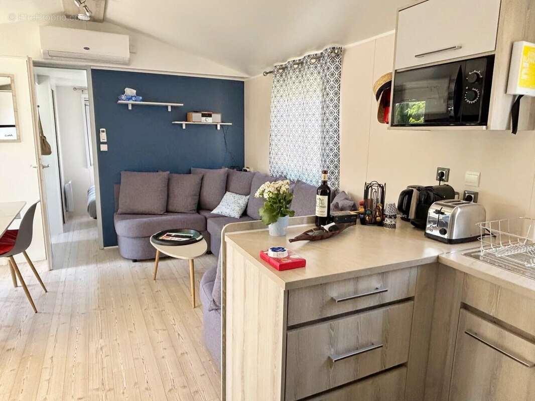 Maison à ROQUEBRUNE-SUR-ARGENS