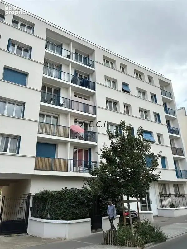 BOIS-COLOMBES –studio de 27 m² vue dégagée- près gare et marché - photo 6